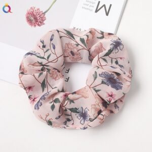 Hårelastik - rosa med blomster