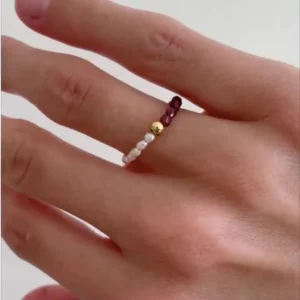 Hultquist Isabelle ring