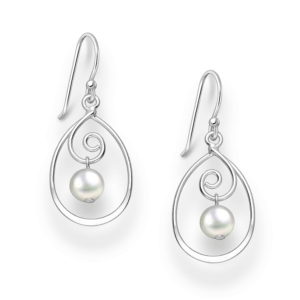 Øreringe i sølv med perler